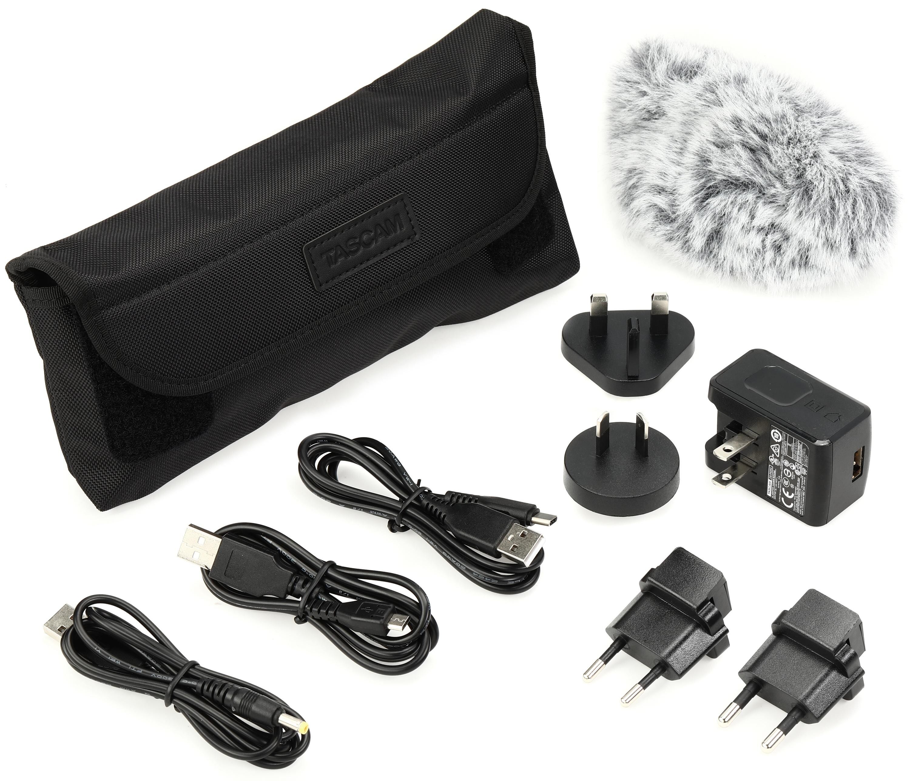 Zoom H1n-VP Portable Digital Recorder Value Pack Black + 32GB microSDHC  Card + Furry Microphone Windscreen