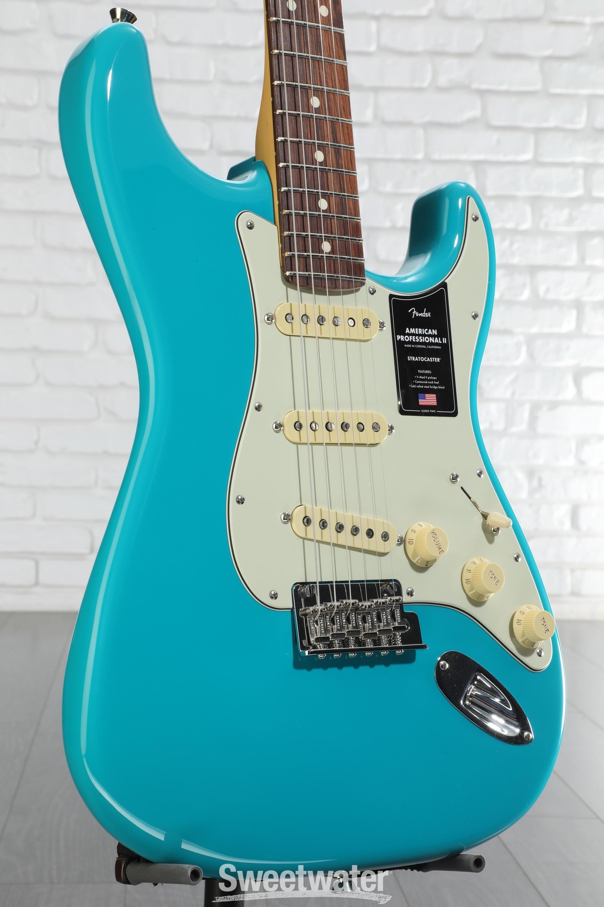 Fender American Professional II Stratocaster - Miami Blue with
