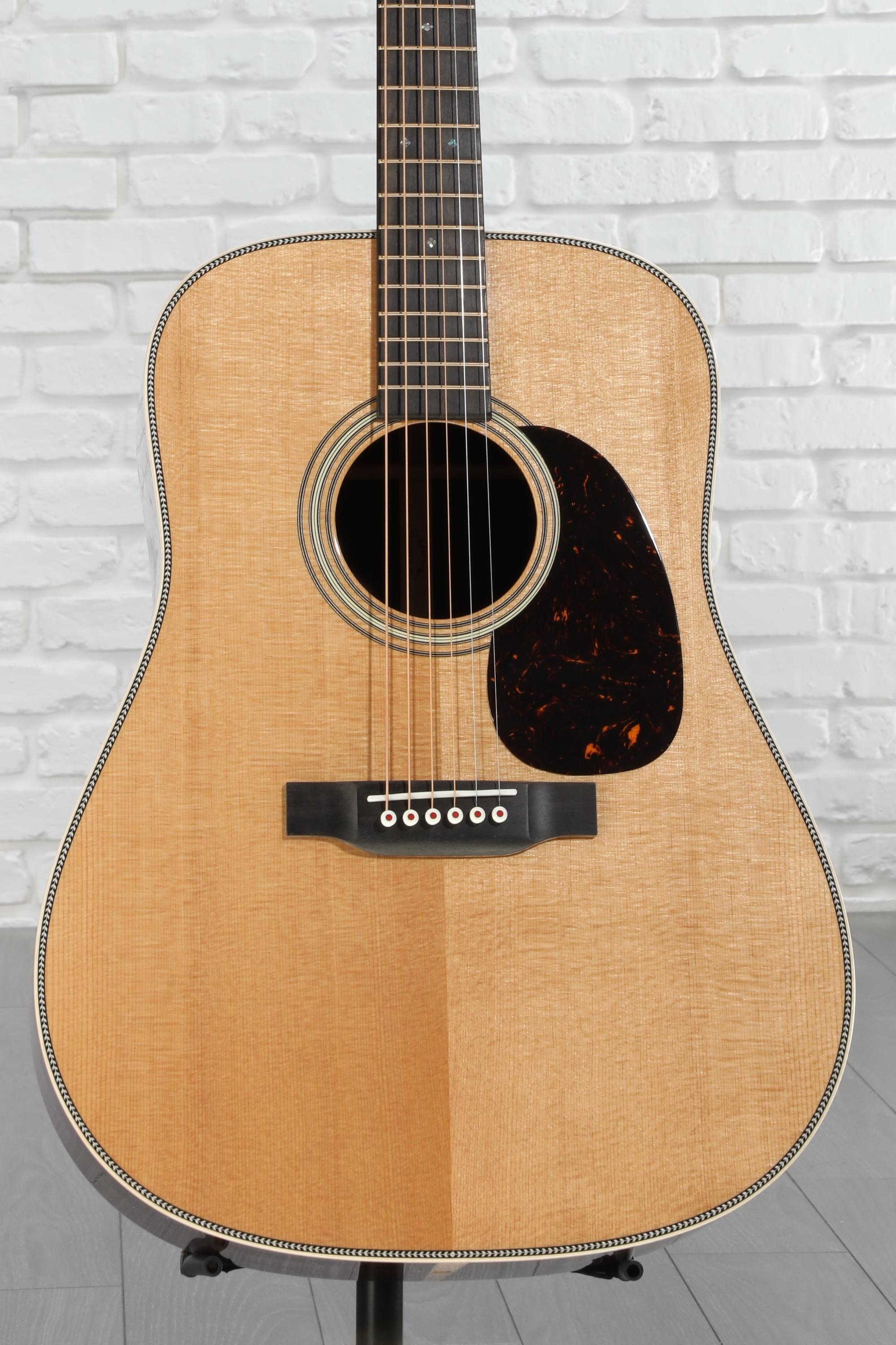 マーチン　D28 Martin D-28 Modern Deluxe Acoustic Guitar - Natural | Sweetwater
