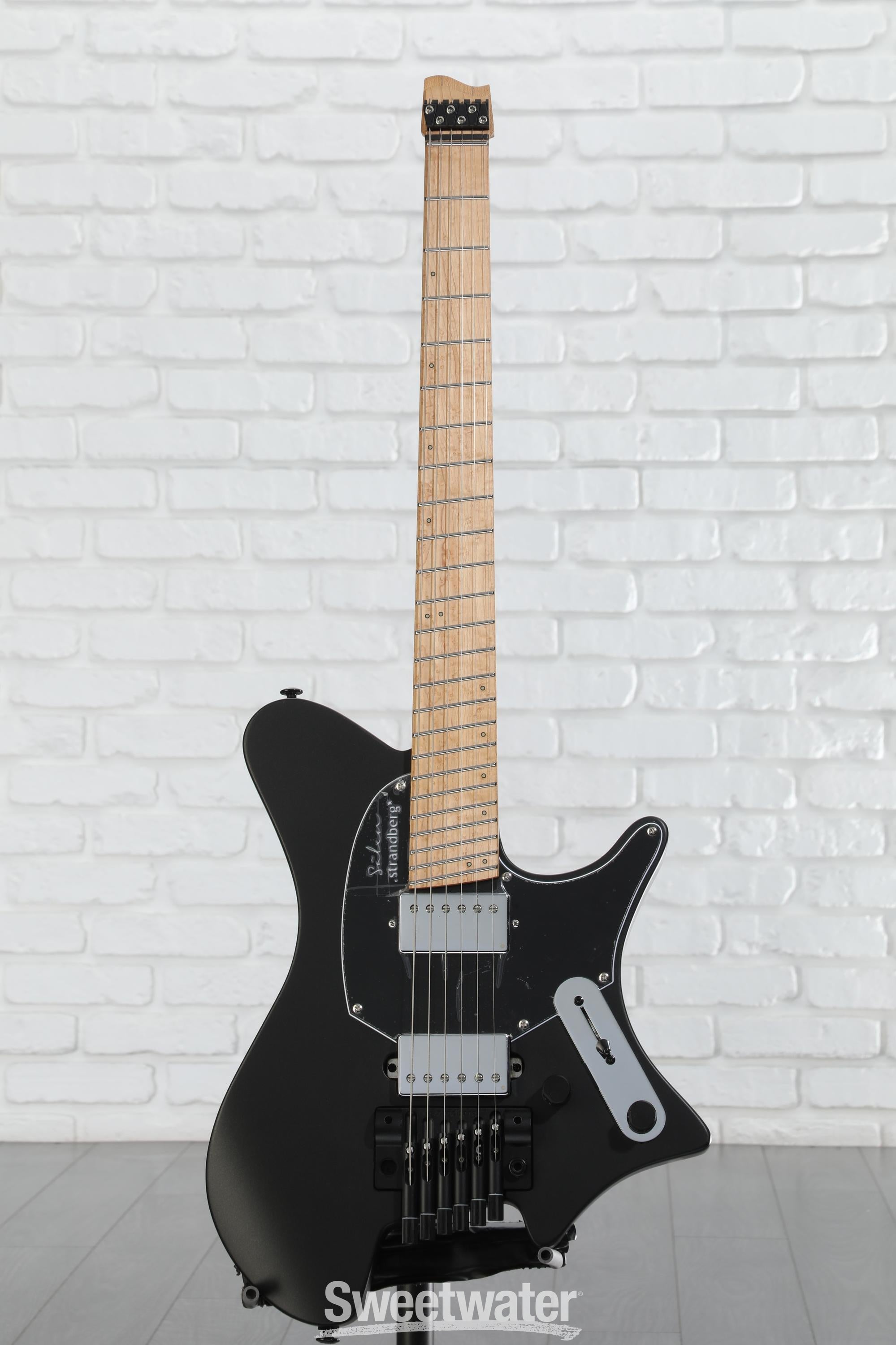 Strandberg Sälen Classic NX 6 Tremolo Electric Guitar - Black