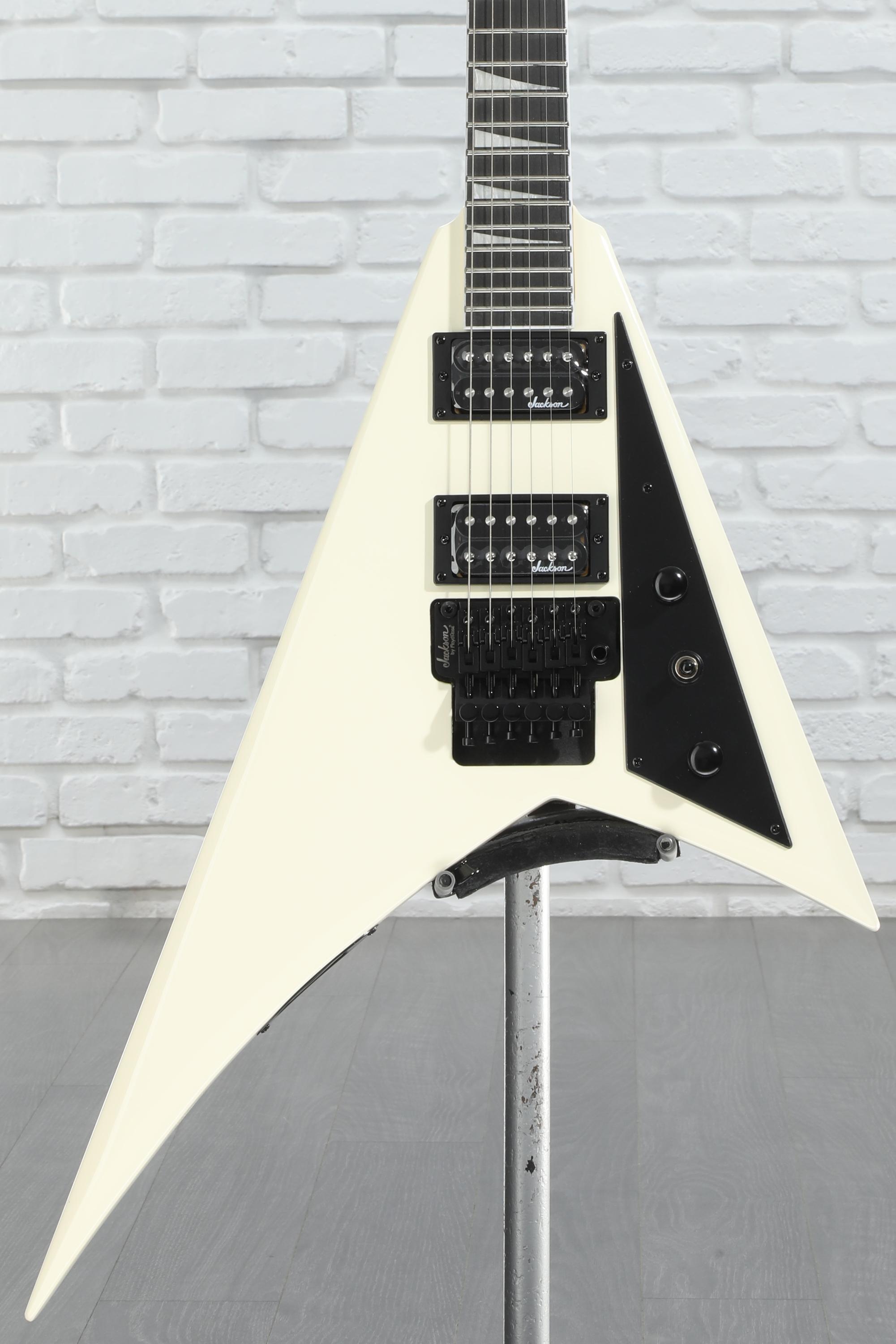Amazon.com: Jackson JS Series Rhoads JS32 - Black with White