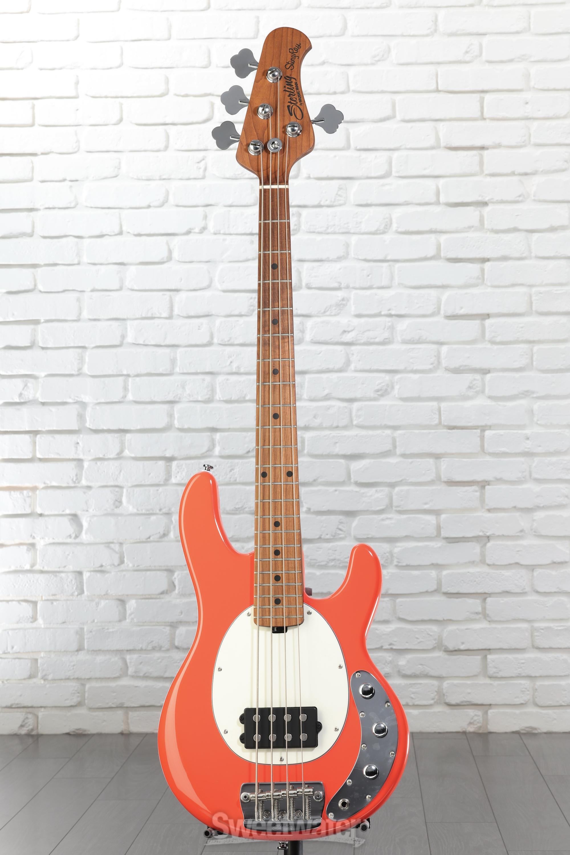 Sterling By Music Man StingRay RAYSS4 Short-scale Bass Guitar