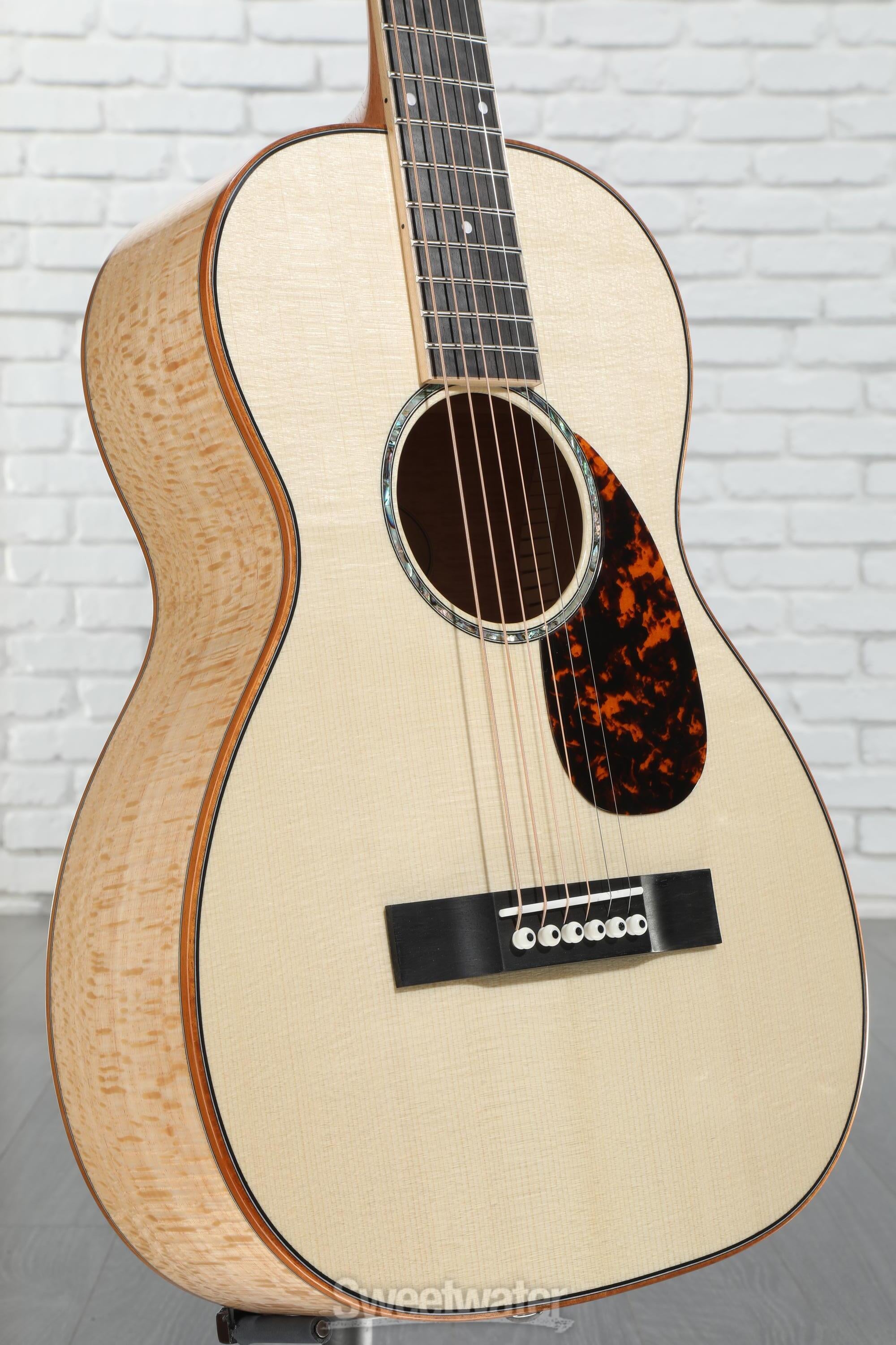 Larrivee P-09 Silver Oak Acoustic Guitar - Natural Gloss