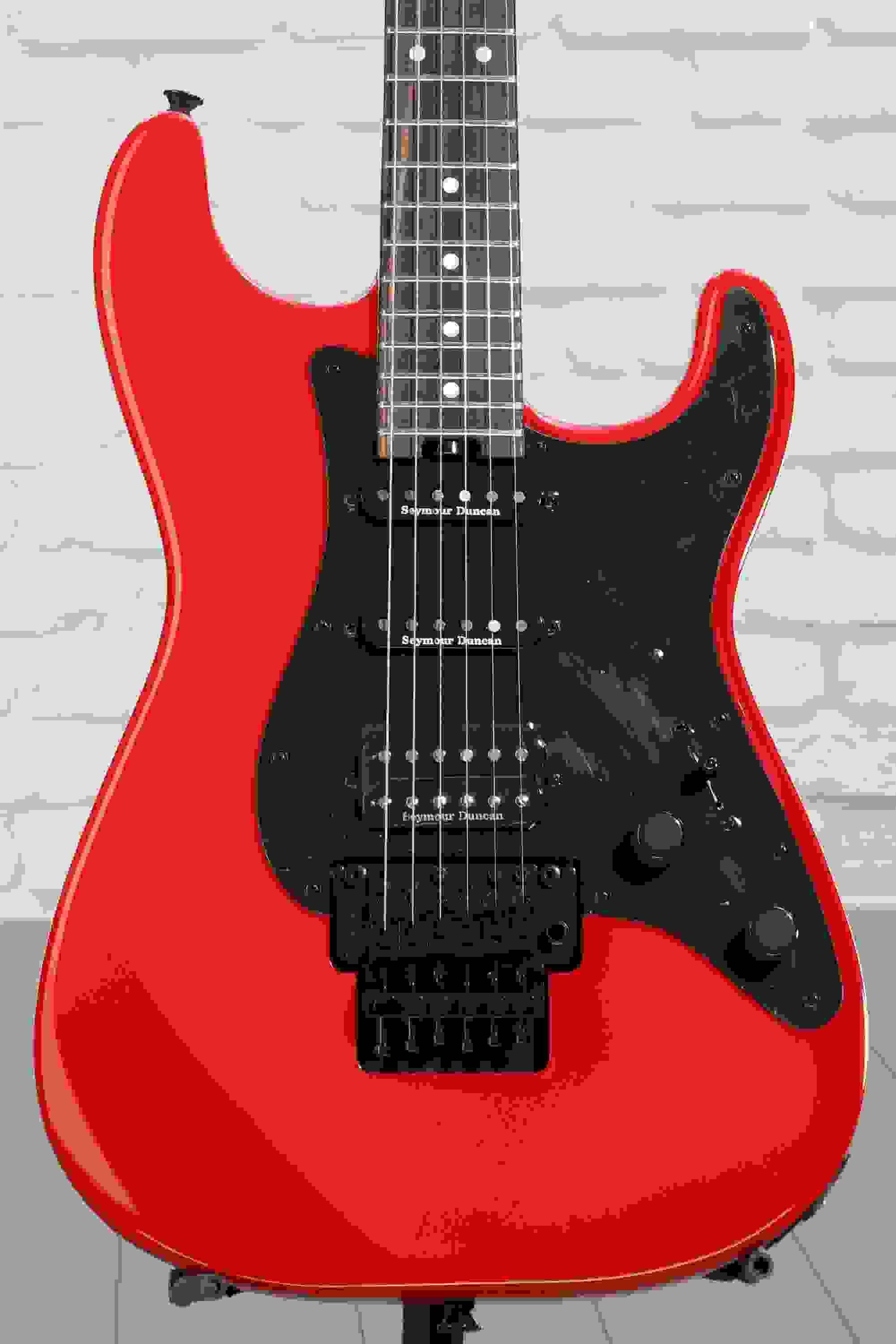 Charvel Pro-Mod So-Cal Style 1 HSS FR E Electric Guitar - Ferrari Red