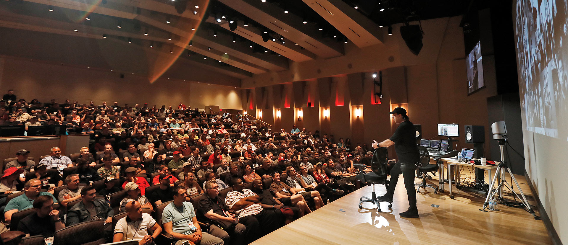 Performance Theatre | Tour Sweetwater